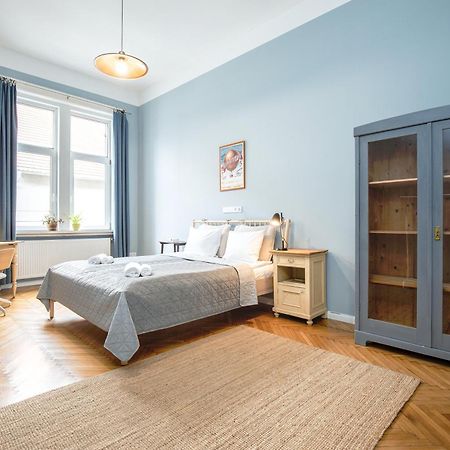 Budapestayz - Weiner Apartments ภายนอก รูปภาพ
